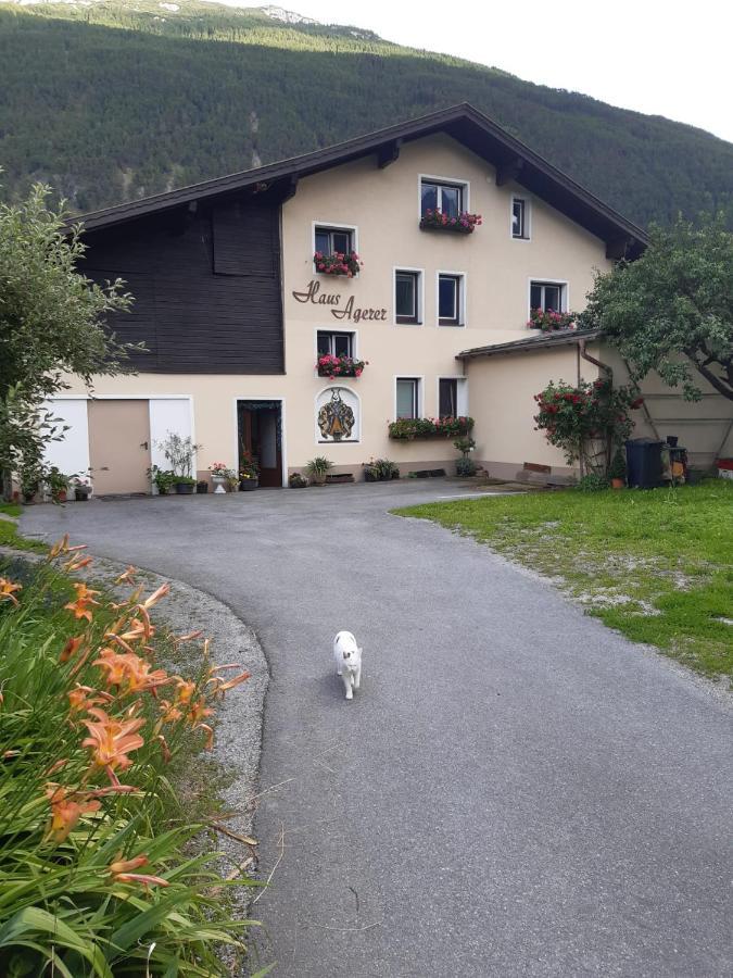 Haus Agerer Fewo 2. Stock Tarrenz Extérieur photo